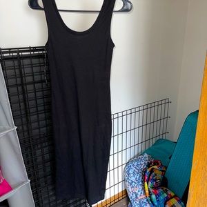 Black T-Shirt Dress - NEVER WORN ✨